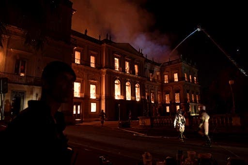 حريق ضخم يلتهم متحف ريو دي جانيرو الشهير 40e8e66f-840d-4768-873b-b0f200408855