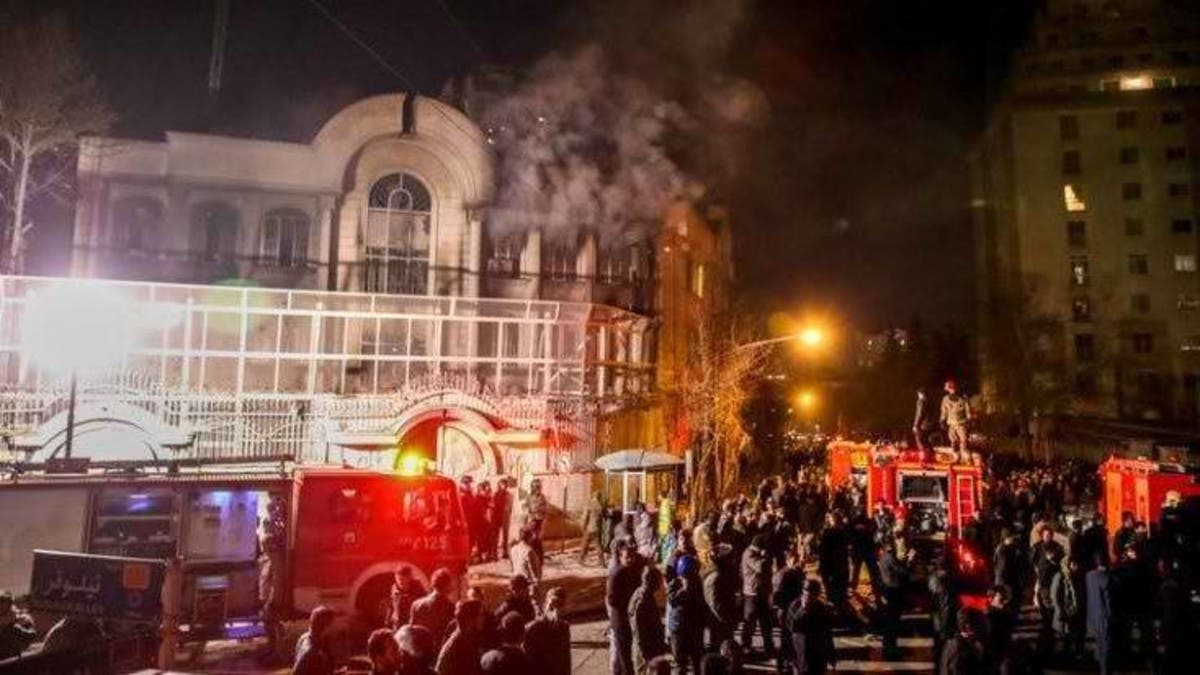 إيران تدين اقتحام قنصليتها ولا تحمي السفارات بطهران