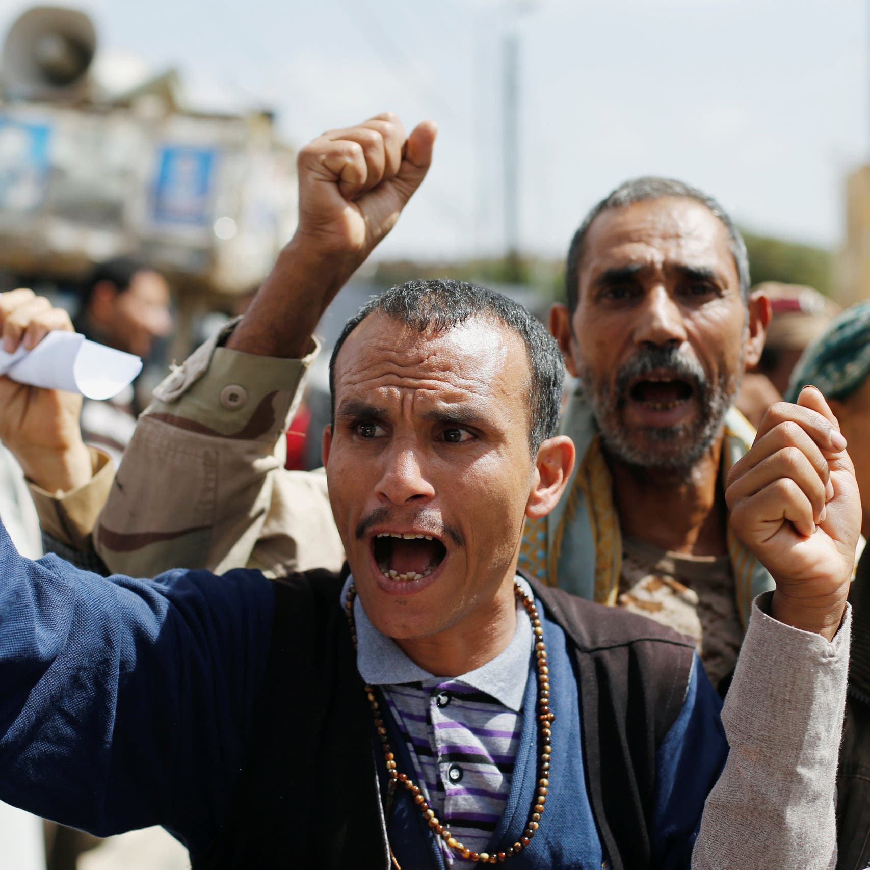 اليمن.. الشرعية تندد بتحصن الميليشيات بالمقرات الأممية