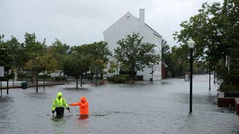 Hurricane Florence lashing Carolinas with heavy rain, flooding