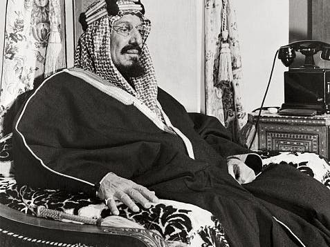 الملك عبدالعزيز مؤسس الدولة السعودية الحديثة