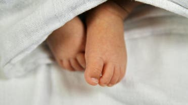 Baby feet. (Shutterstock)