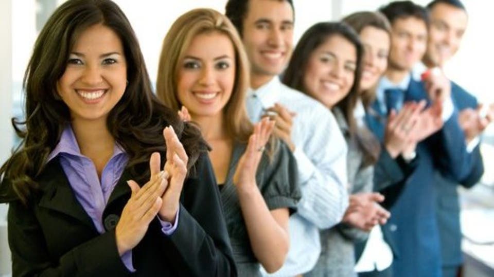 لماذا منعت جامعة بريطانية التصفيق داخل الحرم؟ 16561178-66e2-4725-af80-35e10ad41b74_16x9_1200x676