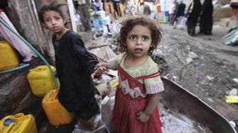 Houthi militias attack humanitarian organizations, block aid to Yemenis