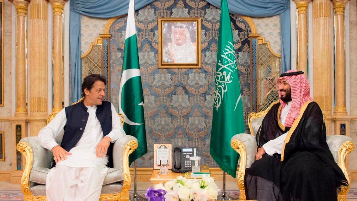 Prime Minister Imran Khan meets Saudi Crown Prince Mohammed bin Salman, in Jeddah, on September 19, 2018 (SPA via AP)