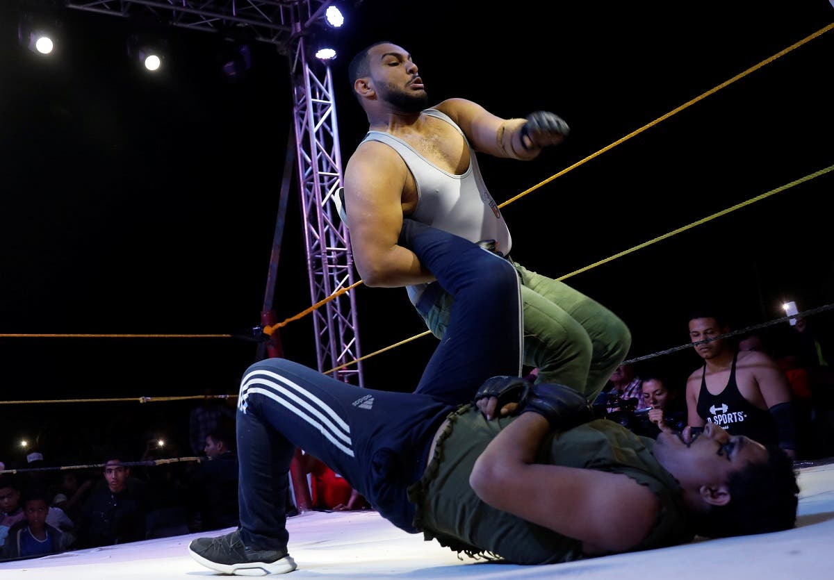 pro-wrestling-proves-a-hit-with-egyptian-crowds-al-arabiya-english