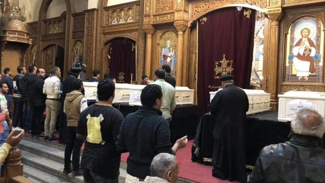 coptic christians bury dead after terrorist attack in Egypt (Supplied)