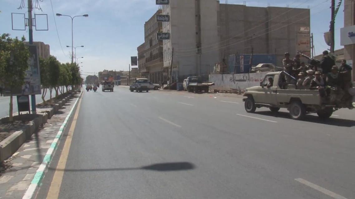الحوثيون يتخذون مستشفى #الحديدة ومرضاه دروعا بشرية