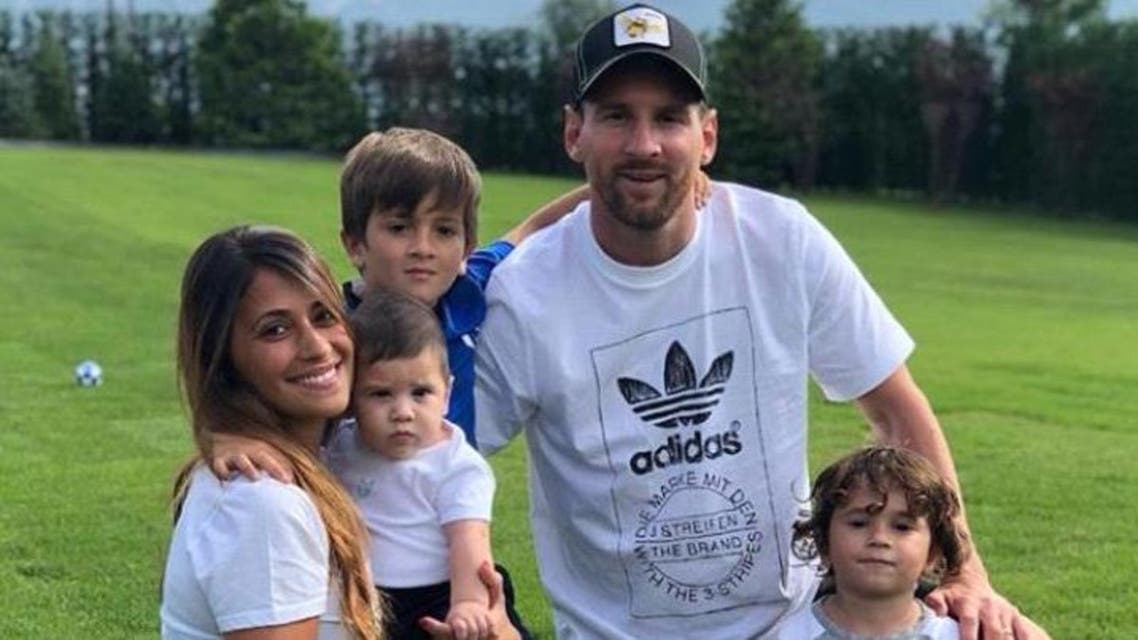 lionel messi with family (instagram)
