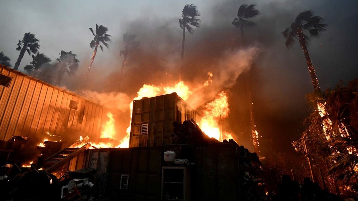 البحث عن ألف مفقود بأسوأ حريق غابات في كاليفورنيا Ee0d8115-6578-4fa8-a934-8048c907e57f_16x9_1200x676