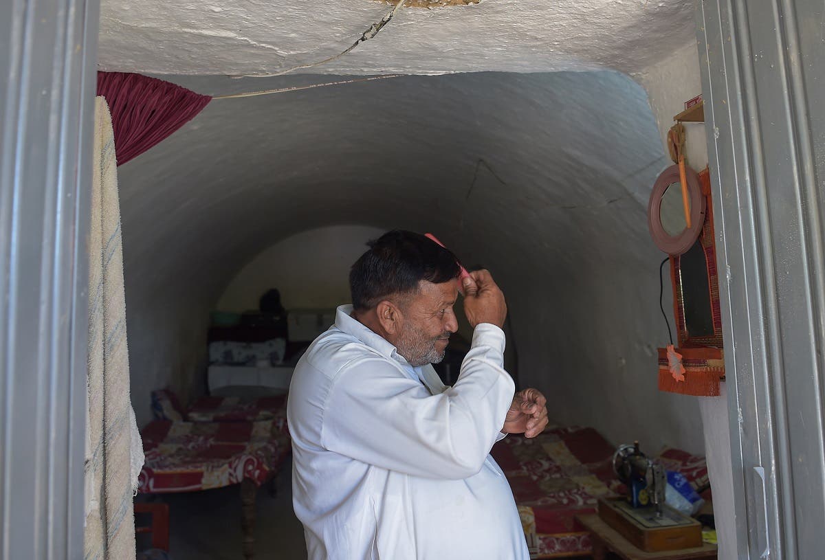Pakistan cave homes. (AFP)