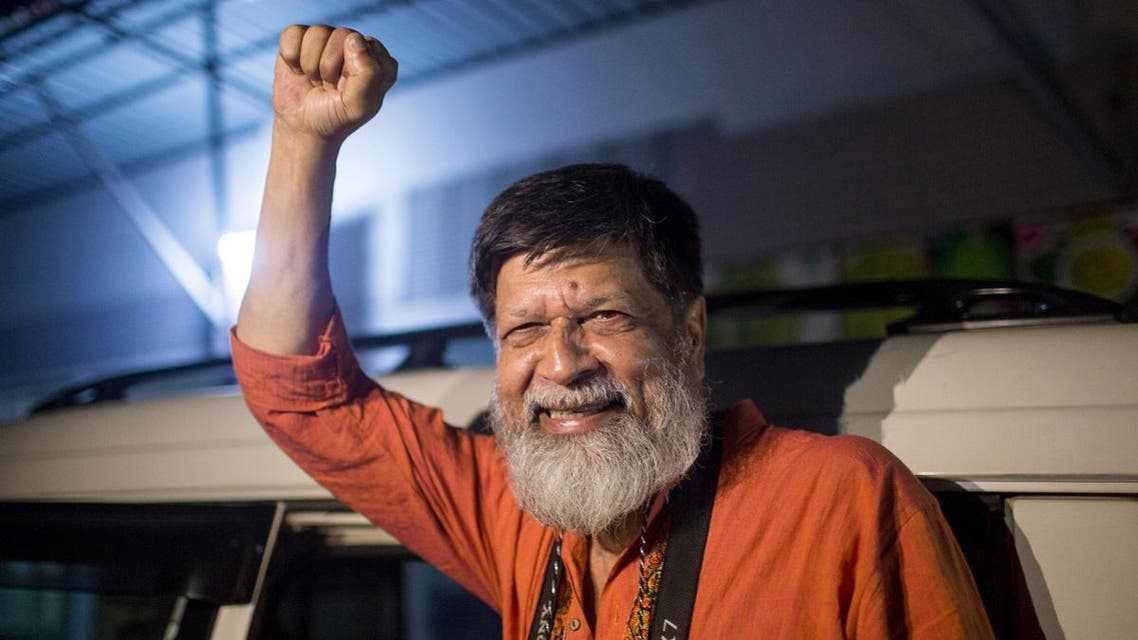 Bangladeshi photographer and activist Shahidul Alam reacts following is release from Dhaka Central Jail, Keraniganj, near Dhaka. (AFP)