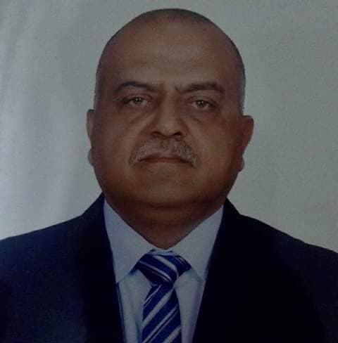 معلم اللغة العربية