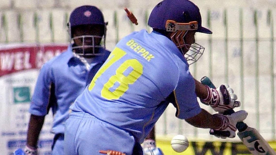 A match between Pakistan and India deaf teams in progress in Peshawar on, 28 March 2005. (File photo: AFP)