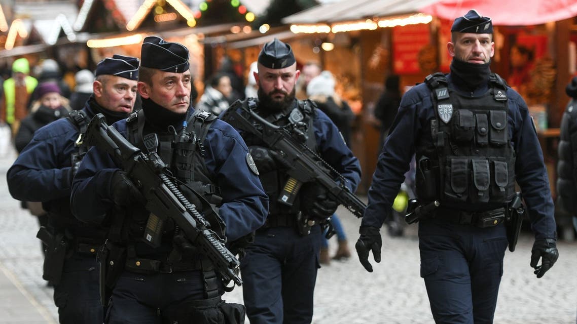 عناصر من الشرطة الفرنسية في ستراسبورغ