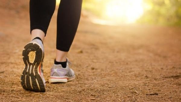 دراسة صادمة: المشي والرياضة لا ينقصان الوزن!