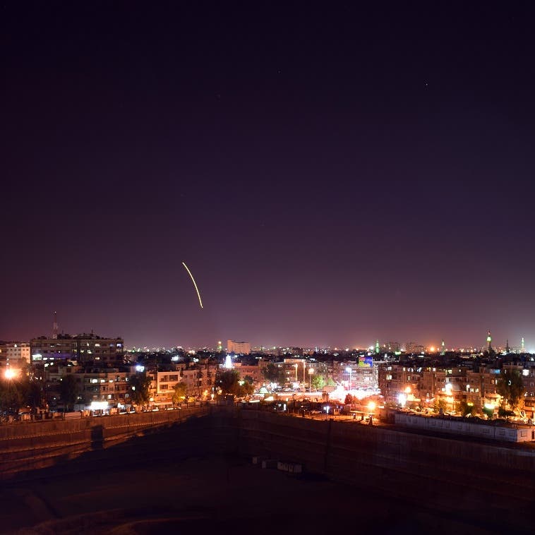 سوريا.. غارات تستهدف مخازن أسلحة إيرانية في دمشق