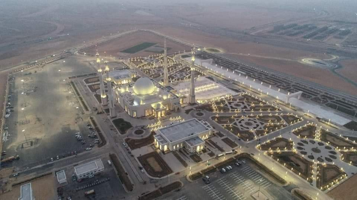 مسجد الفتاح العليم