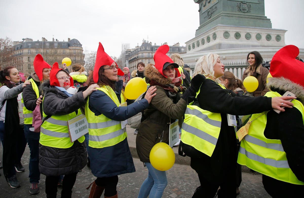 France Yellow Vest women 4 (AP)