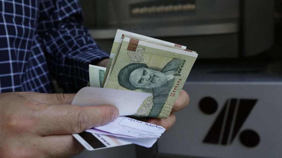 إيران الإتجار بالعملة