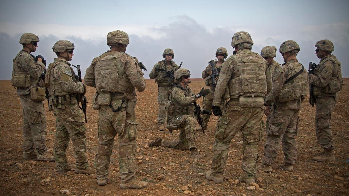 US army soldiers gather for a brief during a combined joint patrol rehearsal in Manbij, Syria on November 7, 2018. (File photo: AP)