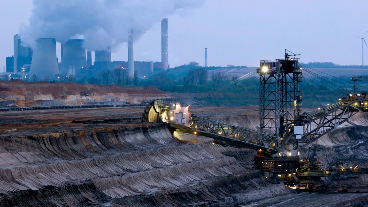 ألمانيا تفكر في “تعليق” إغلاق منشآت طاقة عاملة بالفحم على خلفية الحرب الأوكرانية    
