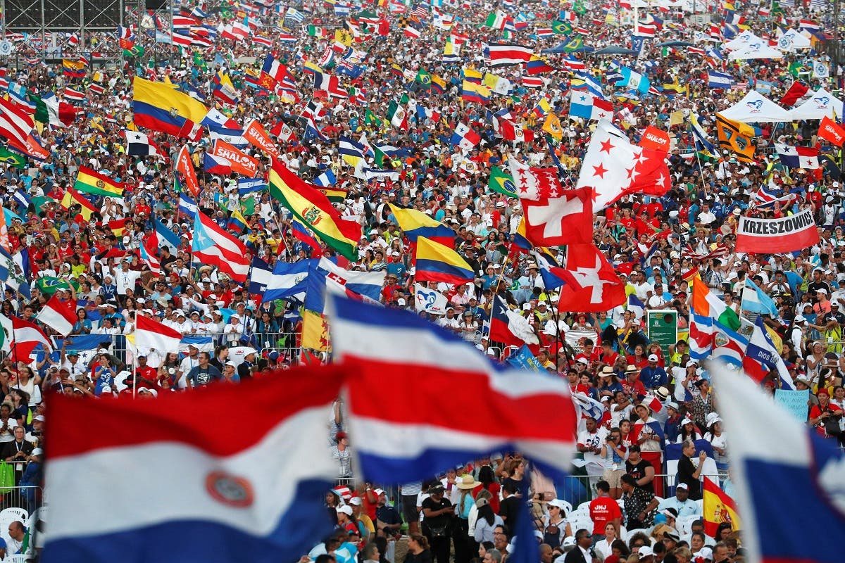 Embrace life offline, Pope Francis tells world youth day crowd in ...