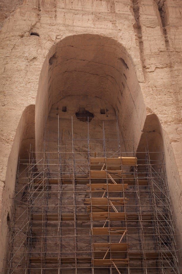 The remaining carved structure of the male Buddha. (Georg Schaumberger)