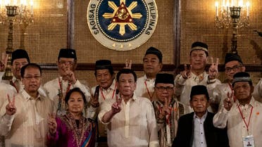 Philippine President Rodrigo Duterte with MILF chairman Murad Ebrahim (AFP)