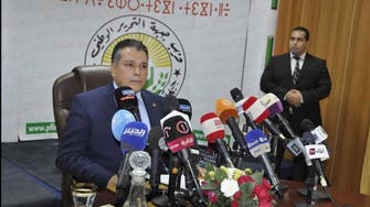 فيديو.. نواب جزائريون يقتحمون مكتب رئيس البرلمان