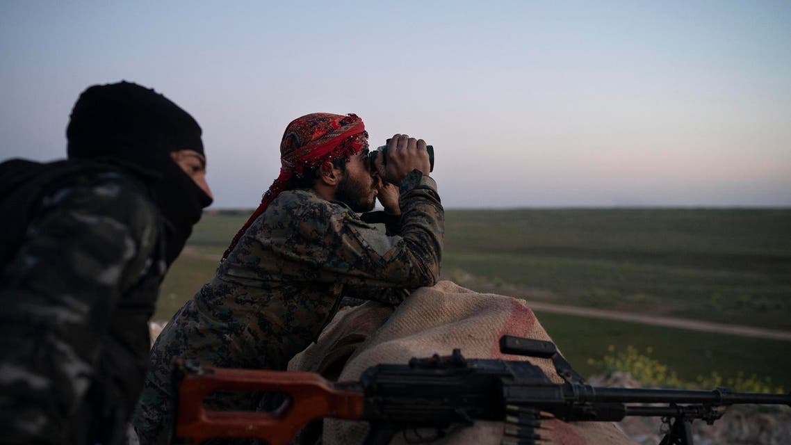 Iraqi security officials say they have received custody of a second batch of 150 Iraqi ISIS fighters from US-backed forces in Syria. (File photo: AFP)