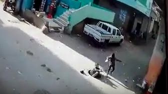 فيديو لطفلة تسقط في فتحة "مجاري" يثير الغضب في مصر