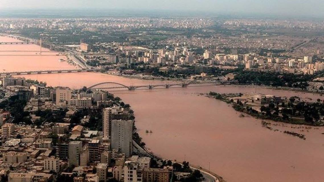 طغيان مياه نهر كارون في مدينة الأهواز