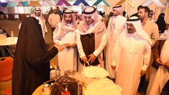 سوق شعبية حافظت على تراثها لأكثر من 500 عام في السعودية
