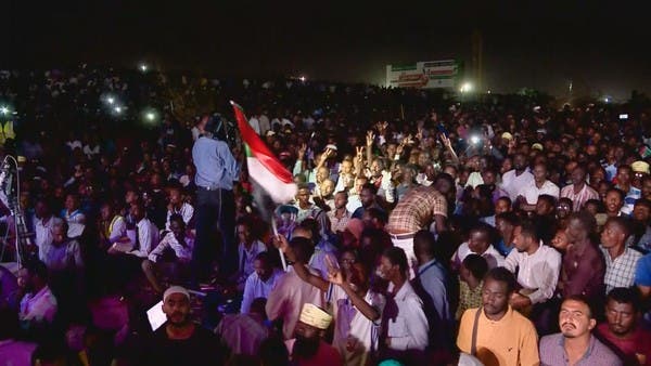 المجلس الانتقالي السوداني: فتح الطرق لا يعني فض الاعتصام