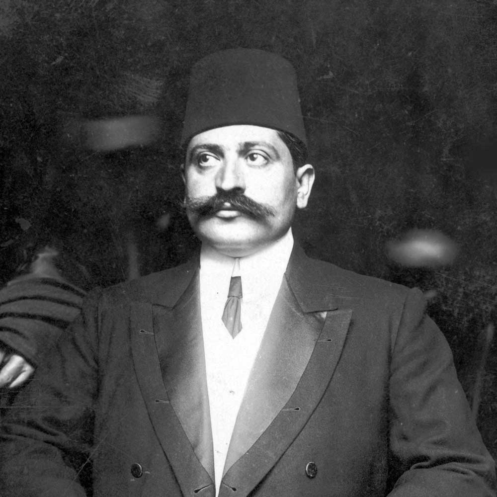 صورة لوزير الداخلية العثماني طلعت باشا