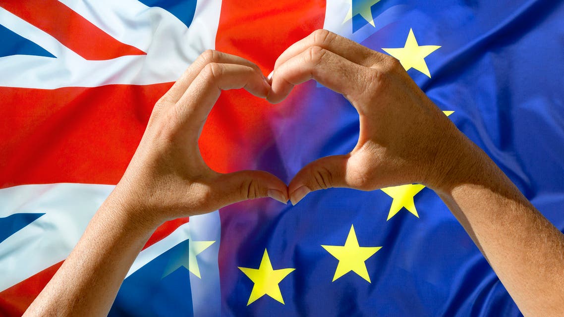 Hands heart symbol, exit Great Britain from European Union - Stock image