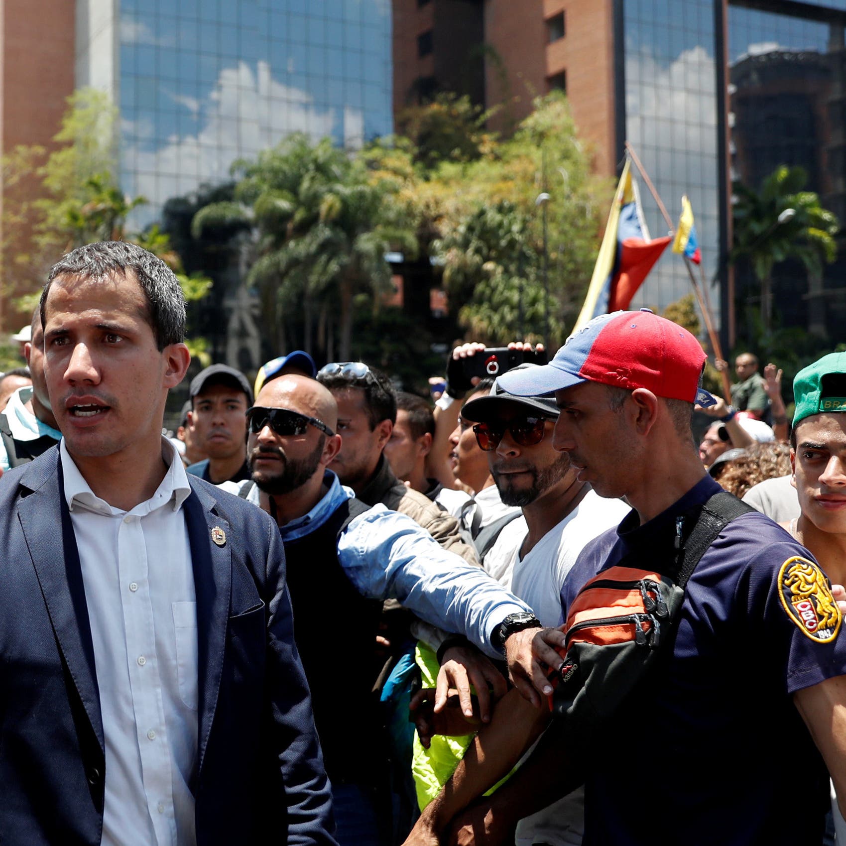 فنزويلا تكشف مخبأ غوايدو.. وباريس: غير موجود بالسفارة