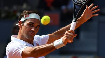 Federer survives match points to beat Monfils