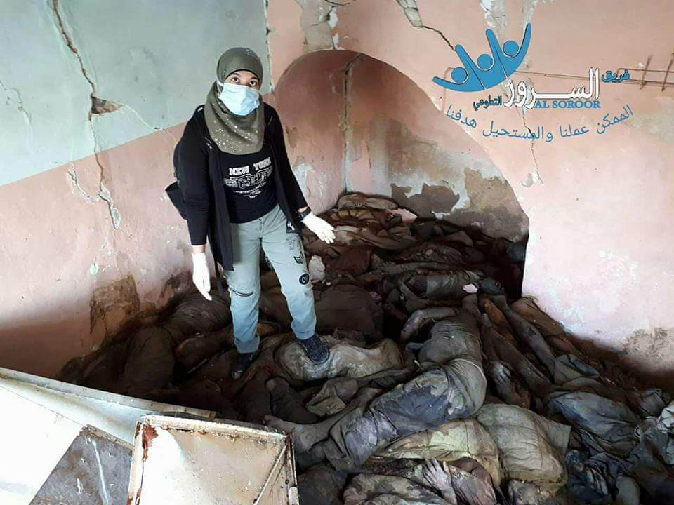 رفع جثث في الموصل