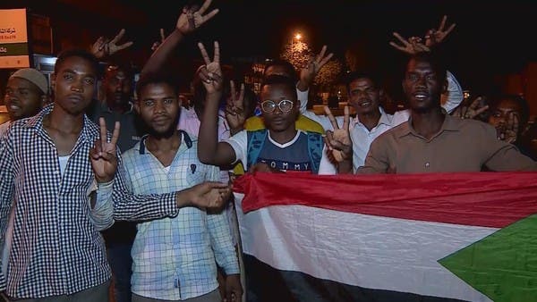 السودان.. إغلاق الطرق المؤدية للتلفزيون بوجه الإعلاميين