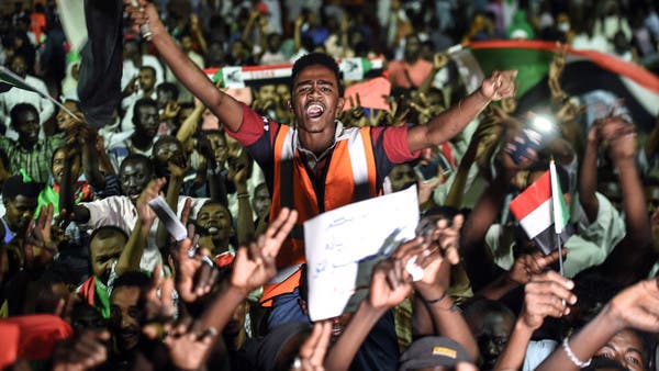 السودان.. قوى الحرية والتغيير تعلن عن إضراب عام الثلاثاء