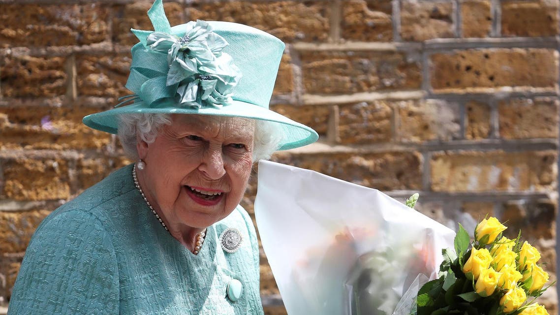 Queen Elizabeth visits Sainsbury’s to celebrate its 150th anniversary ...