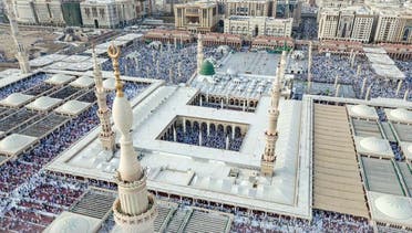Saudi Al-Masjid aN-Nabawi Mosque in Medina Eid al-Fitr prayer. (SPA)
