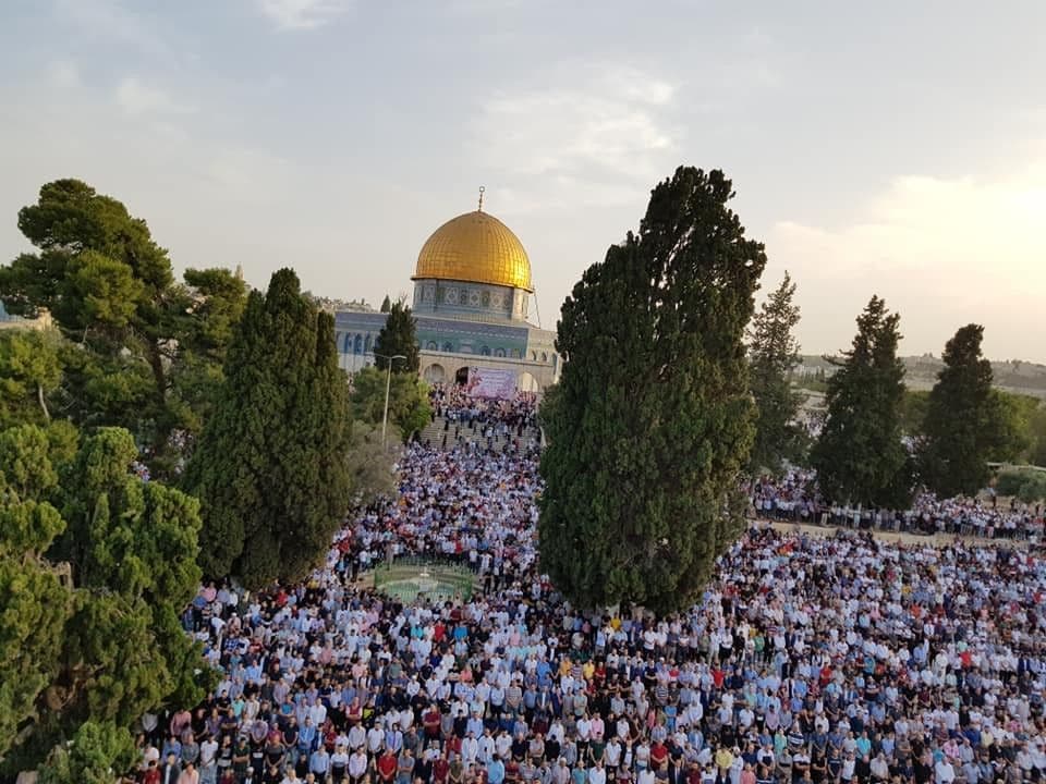 نماز عید در مسجد الاقصی در شهر قدس، فلسطین