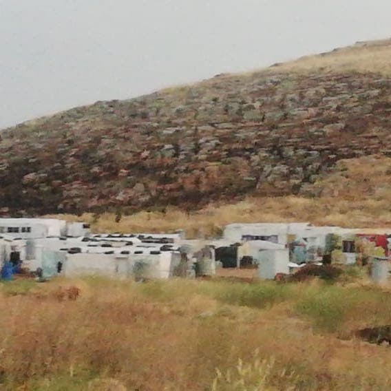 إقفال مخيم لنازحين سوريين في لبنان.. واتهام بالعنصرية