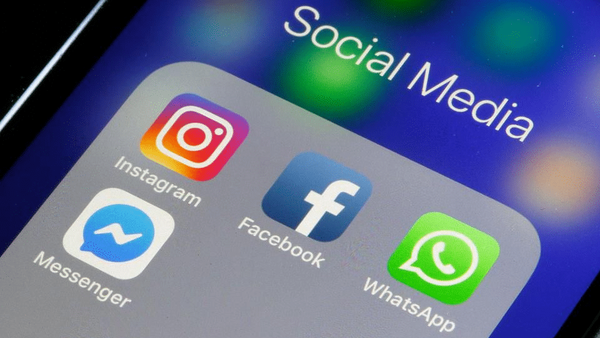 "فسبوك" تحرم هواتف هواوي من أشهر 3 تطبيقات تواصل اجتماعي