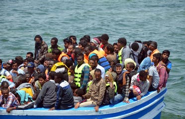 مهاجرون قبالة السواحل التونسية (فرانس برس)