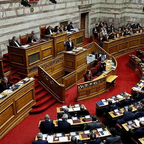 برلمان اليونان يصادق على صفقة مقاتلات رافال الفرنسية