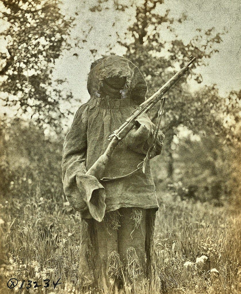 قناص فرنسي خلال العام 1918